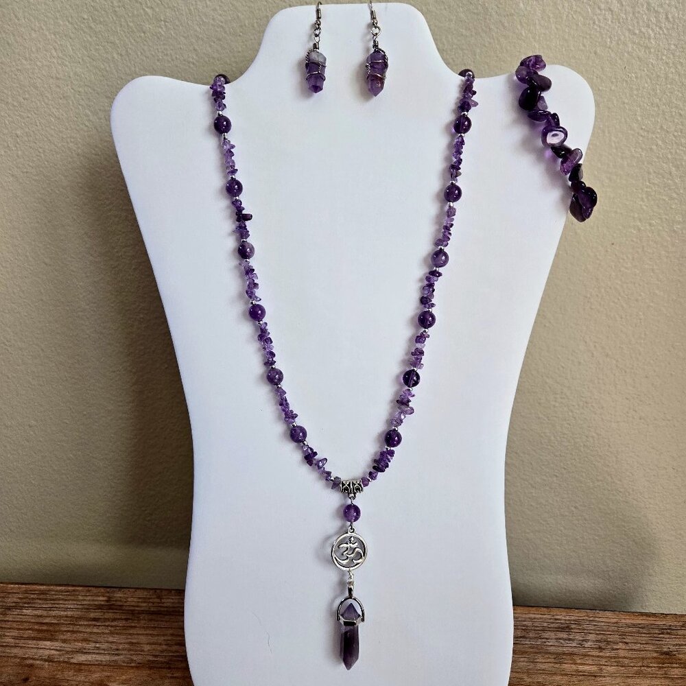 Amethyst crystal and bead necklace, earrings and bracelet.